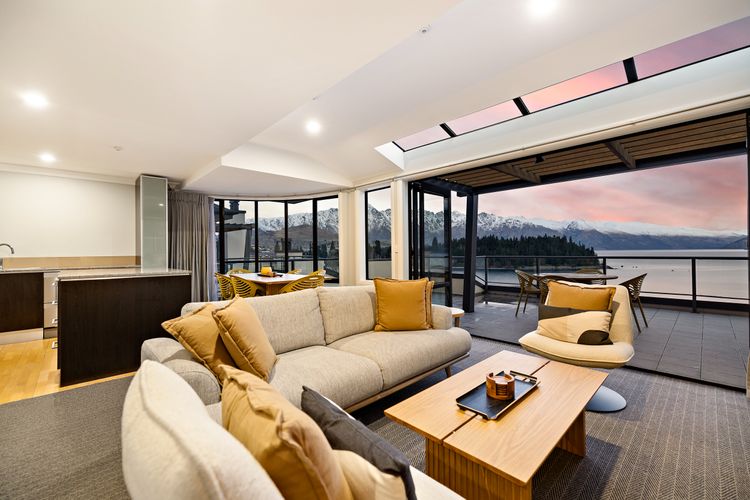 Beacon Sky Suite 1006 – 2 Bed