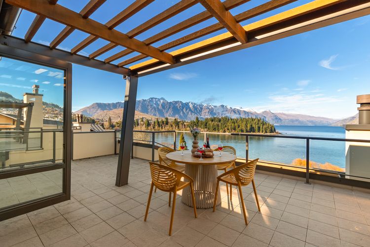 Beacon Sky Suite 1006 – 2 Bed