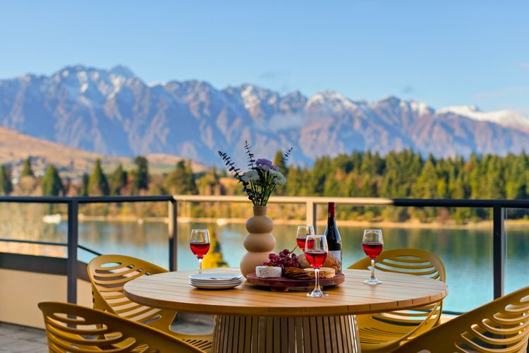 Beacon Sky Suite 1006 – 2 Bed