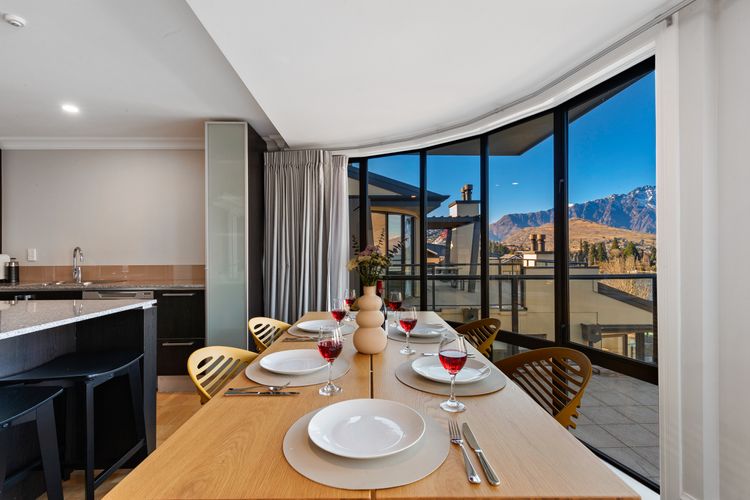 Beacon Sky Suite 1006 – 2 Bed