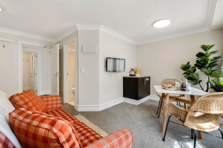 Central Luxury at 407 The Beacon | Studio