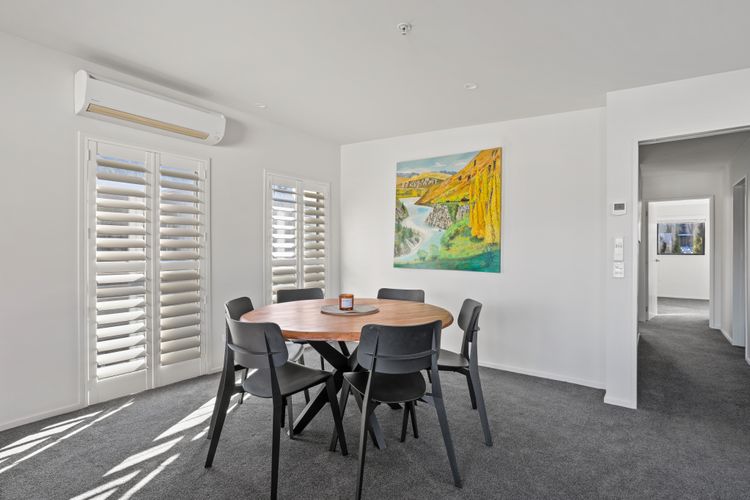 Walter Peak View Apartment