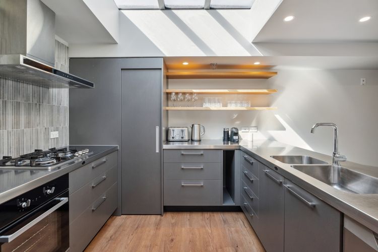 Walter Peak View Apartment