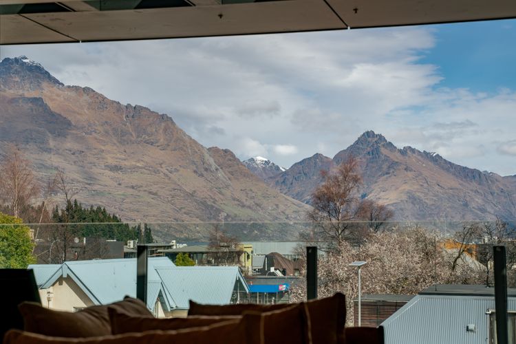 Walter Peak View Apartment