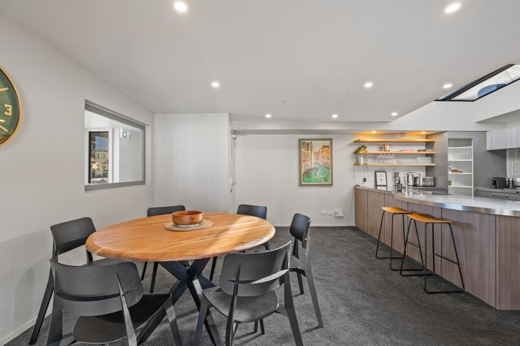 Cecil Peak View Apartment