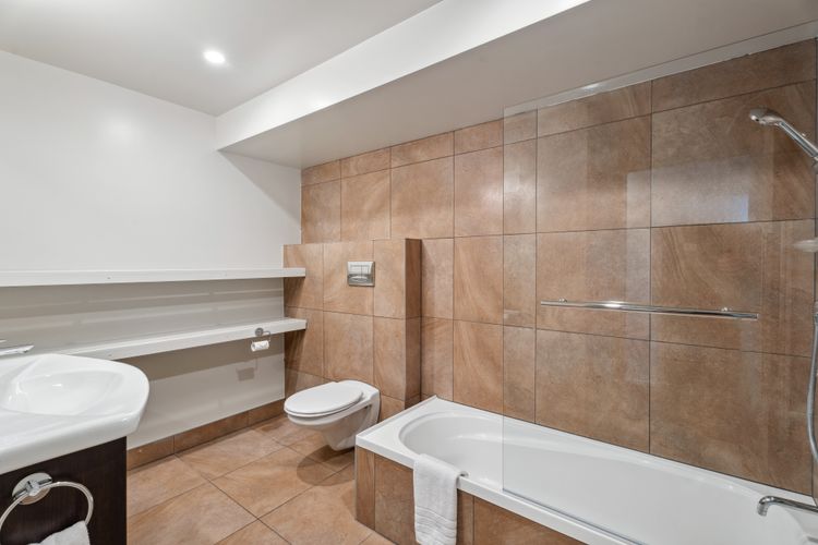 Cecil Peak View Apartment