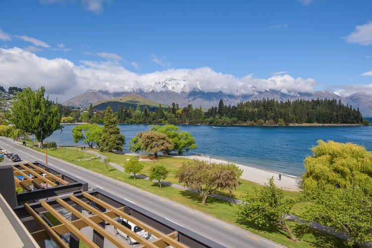 Central Luxury at 408 The Beacon