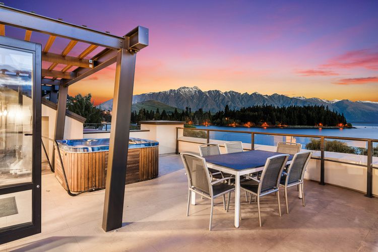 Central Luxury at 408 The Beacon