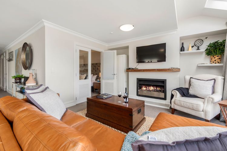 Central Luxury at 408 The Beacon