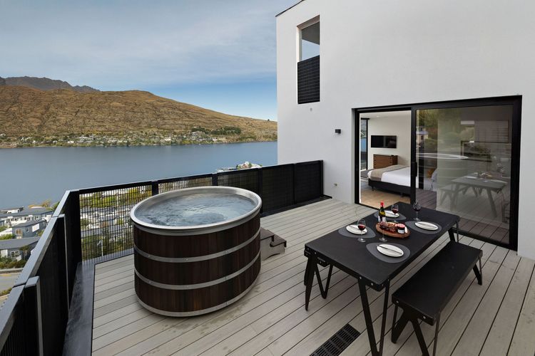 The Bunkers Penthouse-1 Bed