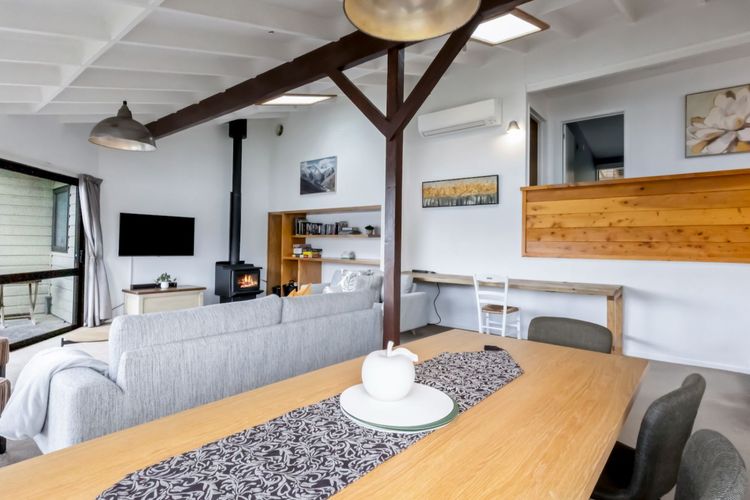 Perfect on Perkins – Lake views