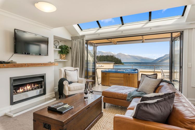 Central Luxury at 408 The Beacon | Two Bed