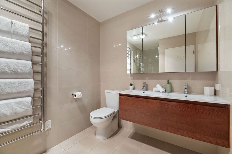 Lake Views On Top Lane