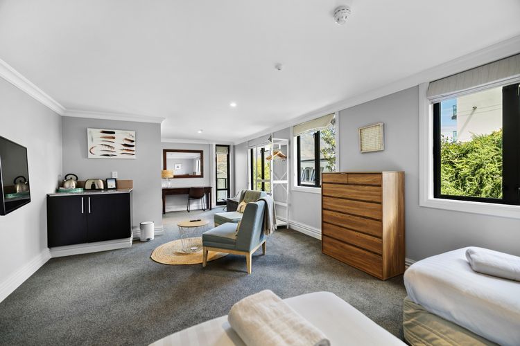 Lakefront 912 The Beacon | 3 Bedroom