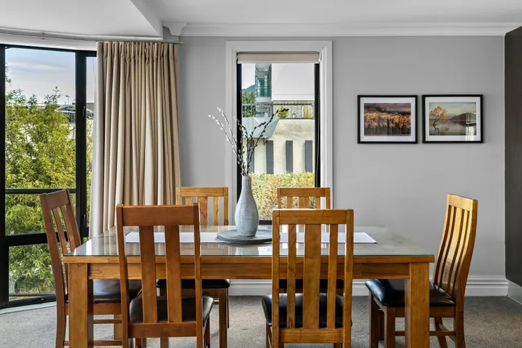Lakefront at 912 The Beacon | 2 Bedroom