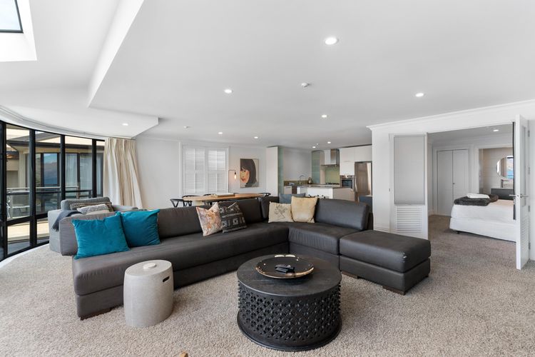 Beacon Lakeside Luxury 908 – 3 Bedroom