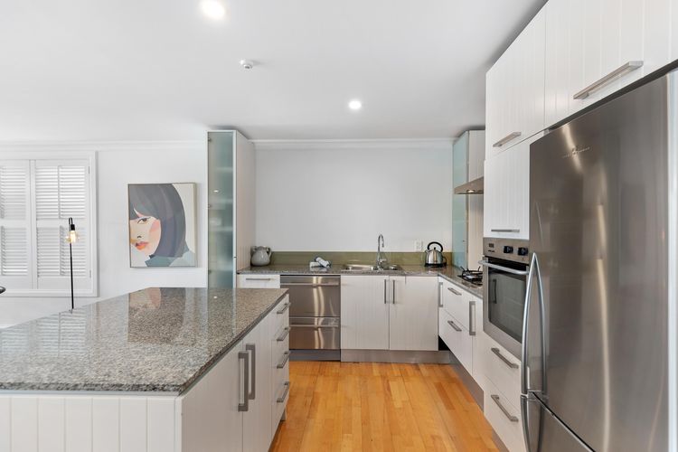 Beacon Lakeside Luxury 908 – 3 Bedroom