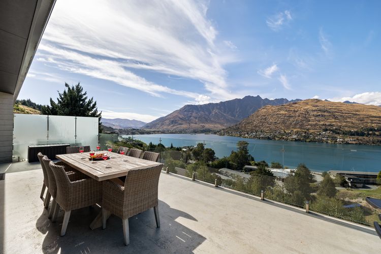 Remarkable Views on Goldrush