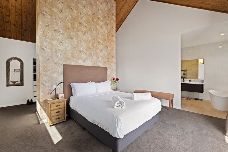 Sicilian Luxury Retreat