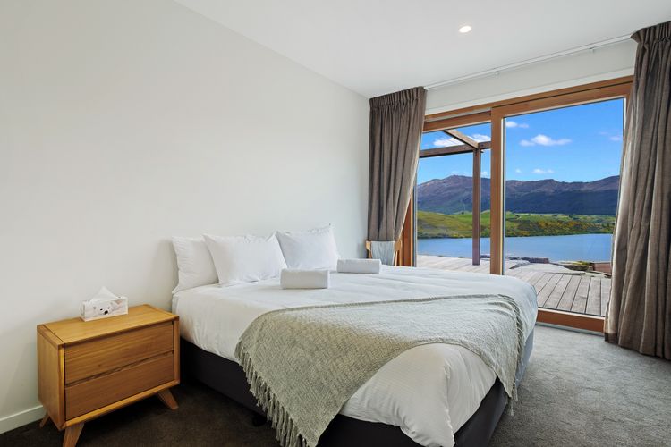 Sicilian Luxury Retreat