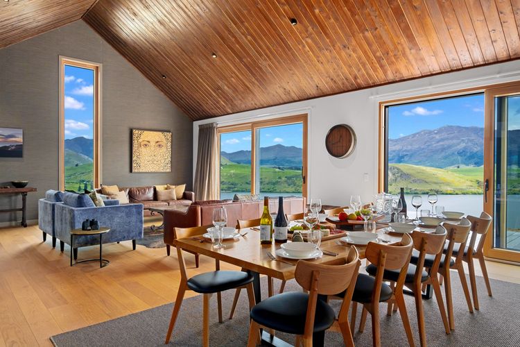 Sicilian Luxury Retreat