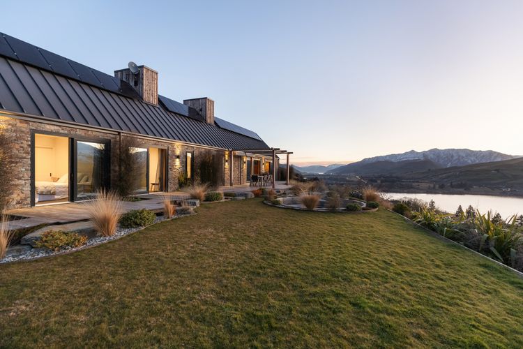 Sicilian Luxury Retreat