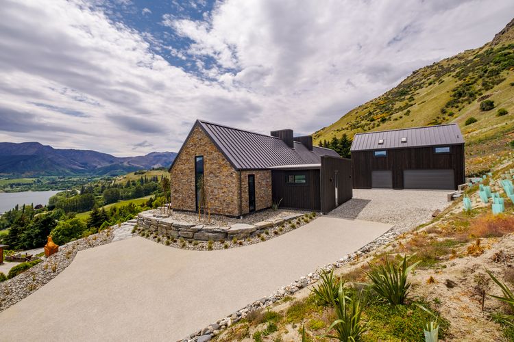 Sicilian Luxury Retreat