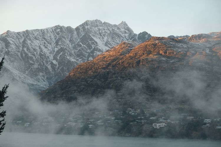 Queenstown Lakefront Dream | 4 Bed