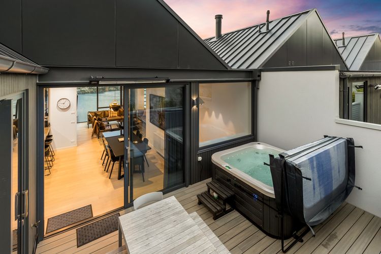 The Rata Villa