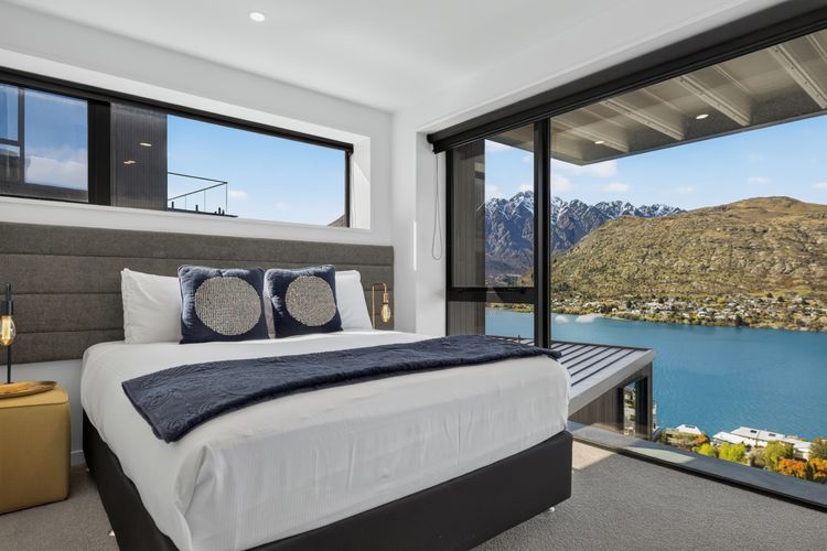 Woods Villa Tui