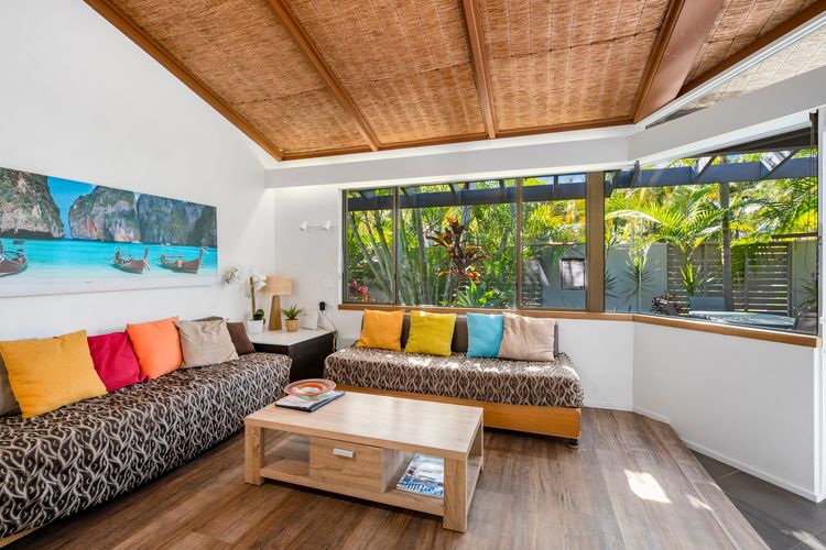 Nautical Owl 122 Nautilus Beach Resort