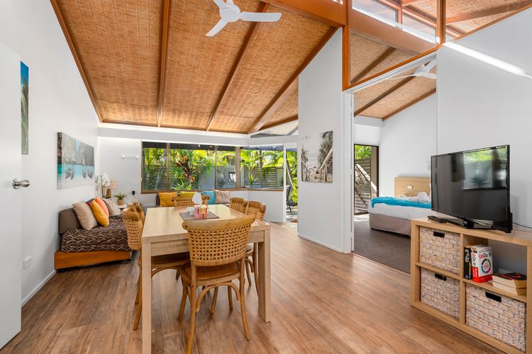 Nautical Owl 122 Nautilus Beach Resort