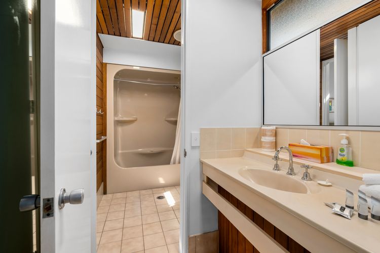 Nautical Owl 122 Nautilus Beach Resort