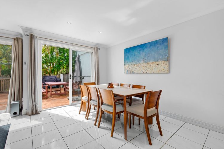 Paradise Waters – No. 13