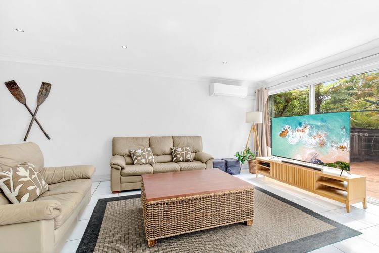 Paradise Waters – No. 13