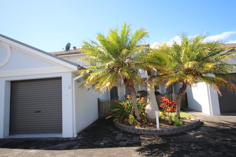 Paradise Waters – No. 13