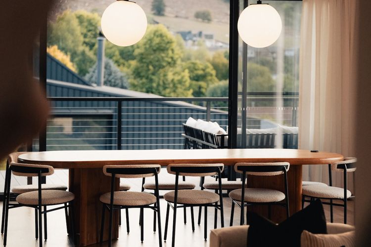Dining area image 1