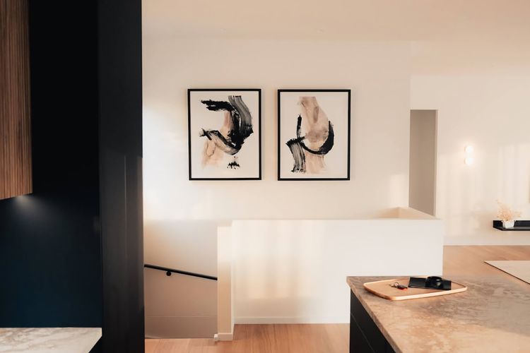 Full kitchen image 1