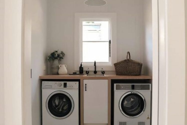Laundry area image 1