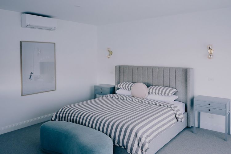 Master Suite - third floor, ensuite with bath tub and breathtaking views to wake up to.