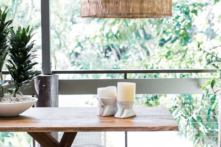 Dukes Beach House – Pool – Designer – Location