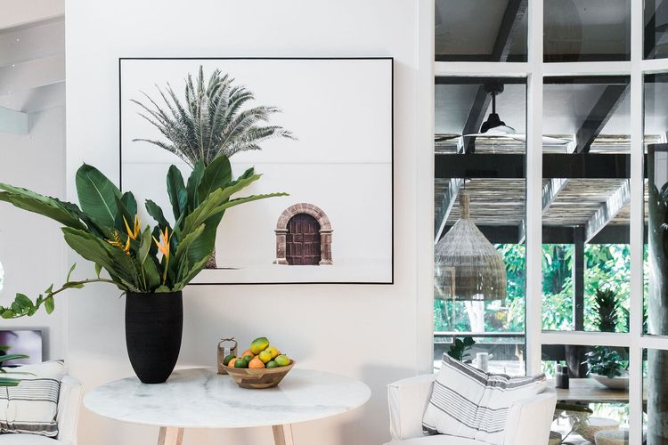 Dukes Beach House – Pool – Designer – Location