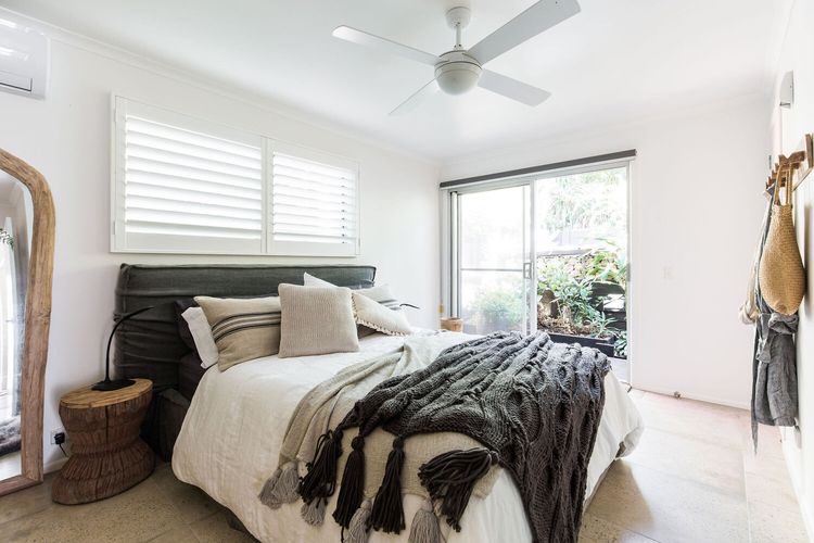 Dukes Beach House – Pool – Designer – Location