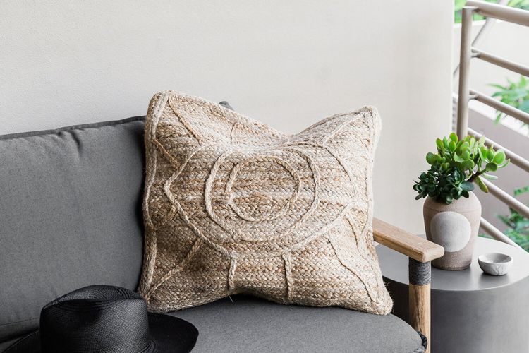 The Beach Retreat -2 Bedrooms – Pool – River Views