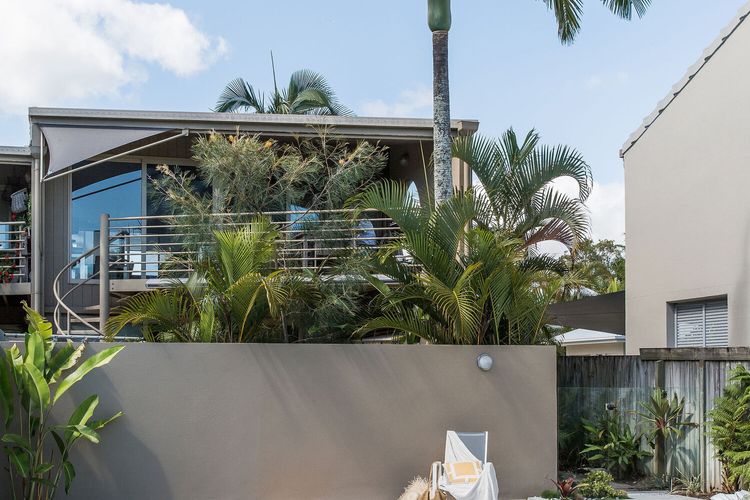 The Beach Retreat -2 Bedrooms – Pool – River Views