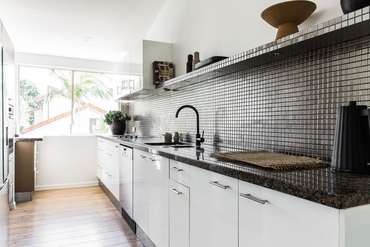 The Beach Retreat -2 Bedrooms – Pool – River Views