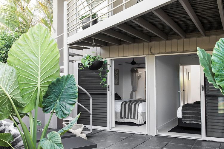 The Beach Retreat -2 Bedrooms – Pool – River Views