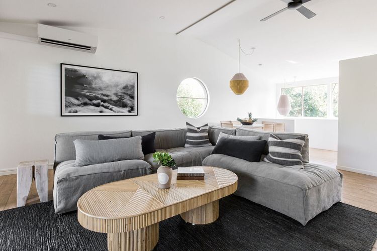 The Beach Retreat -2 Bedrooms – Pool – River Views