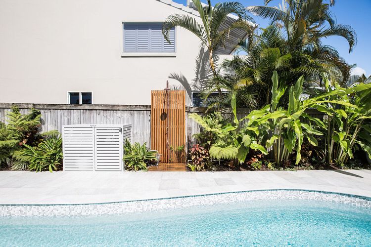 The Beach Retreat -2 Bedrooms – Pool – River Views