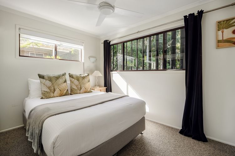 The Lookout – 3 bedrooms – Private Pool – Views